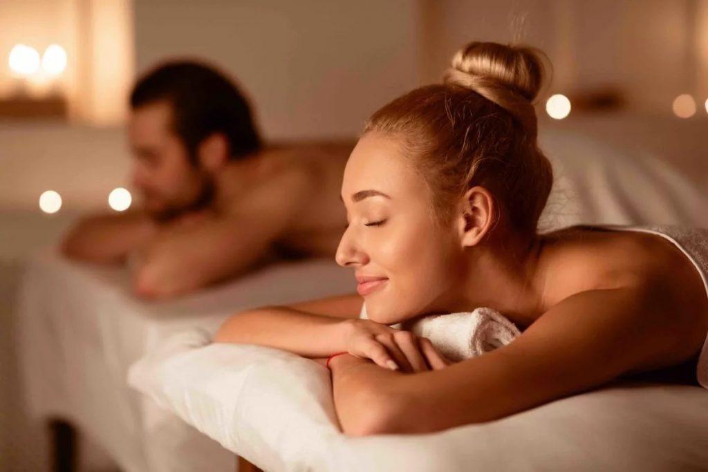 What to Do Before and After Couples Massages
